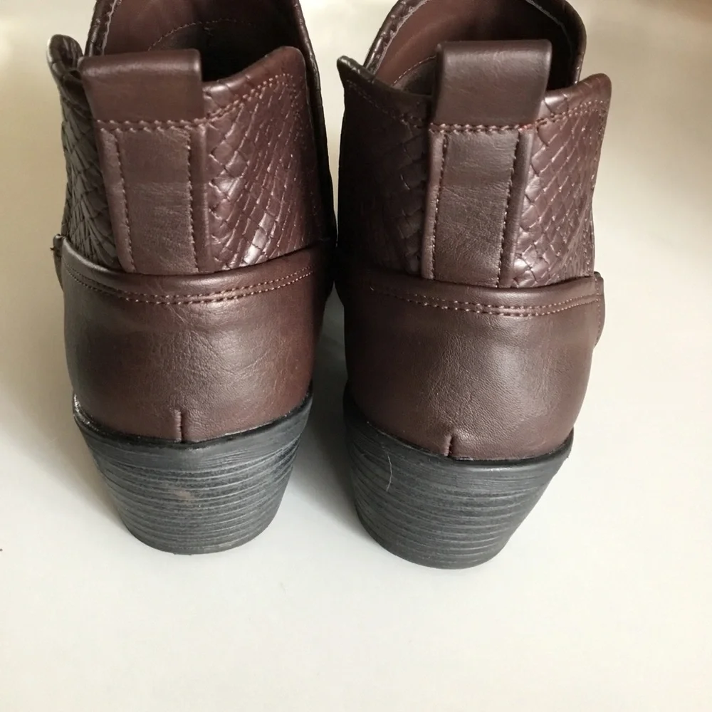 EASY STREET WESTERN STYLE ANKLE BOOTIES - Picture 6 of 12